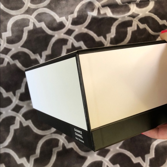 Chanel Box - Picture 5 of 5